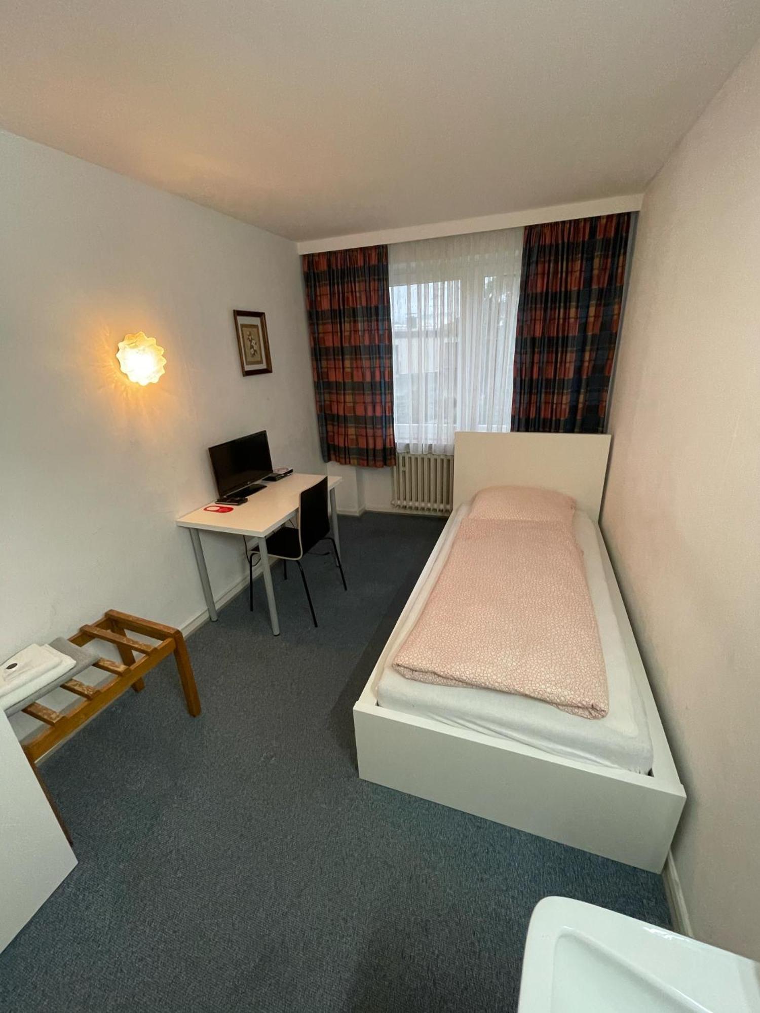 Haven Hotels - Hotel Am Stadion Leverkusen Cameră foto